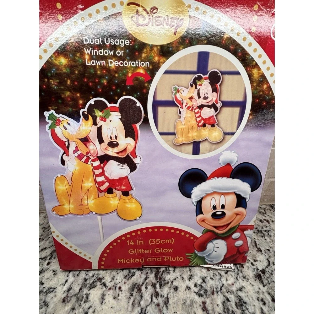 Disney Mickey Mouse & Pluto Lighted Christmas Window Decor 14